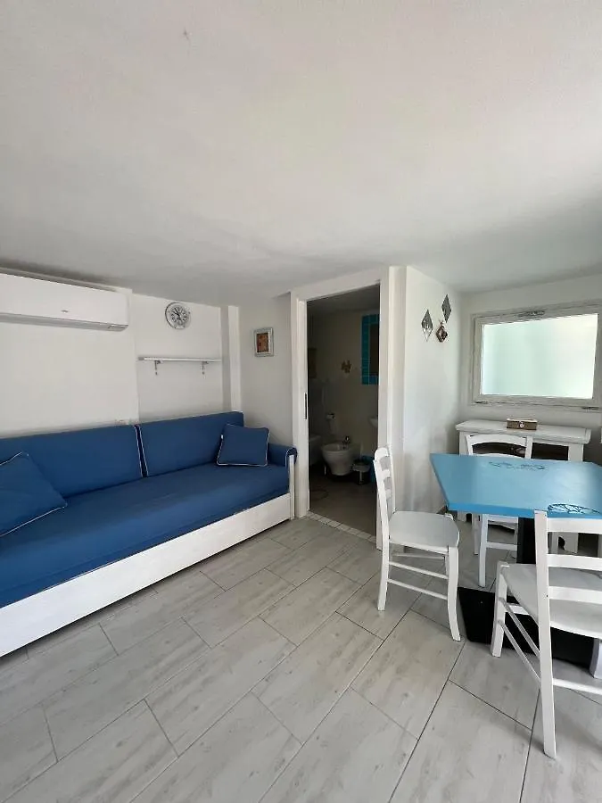 Rooms Appartaments Da Fede Capo Testa Guest house