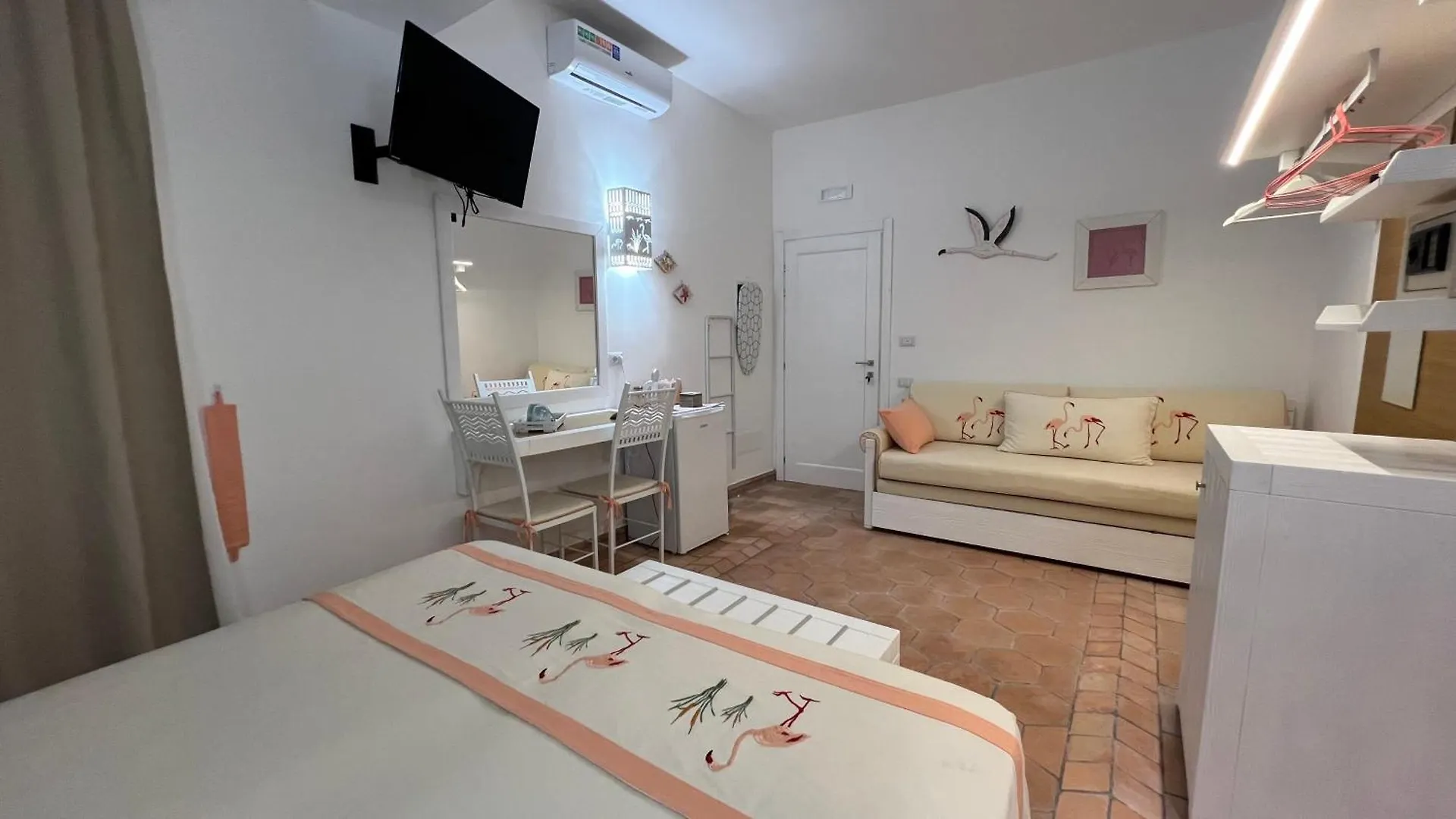 Rooms Appartaments Da Fede Capo Testa Guest house