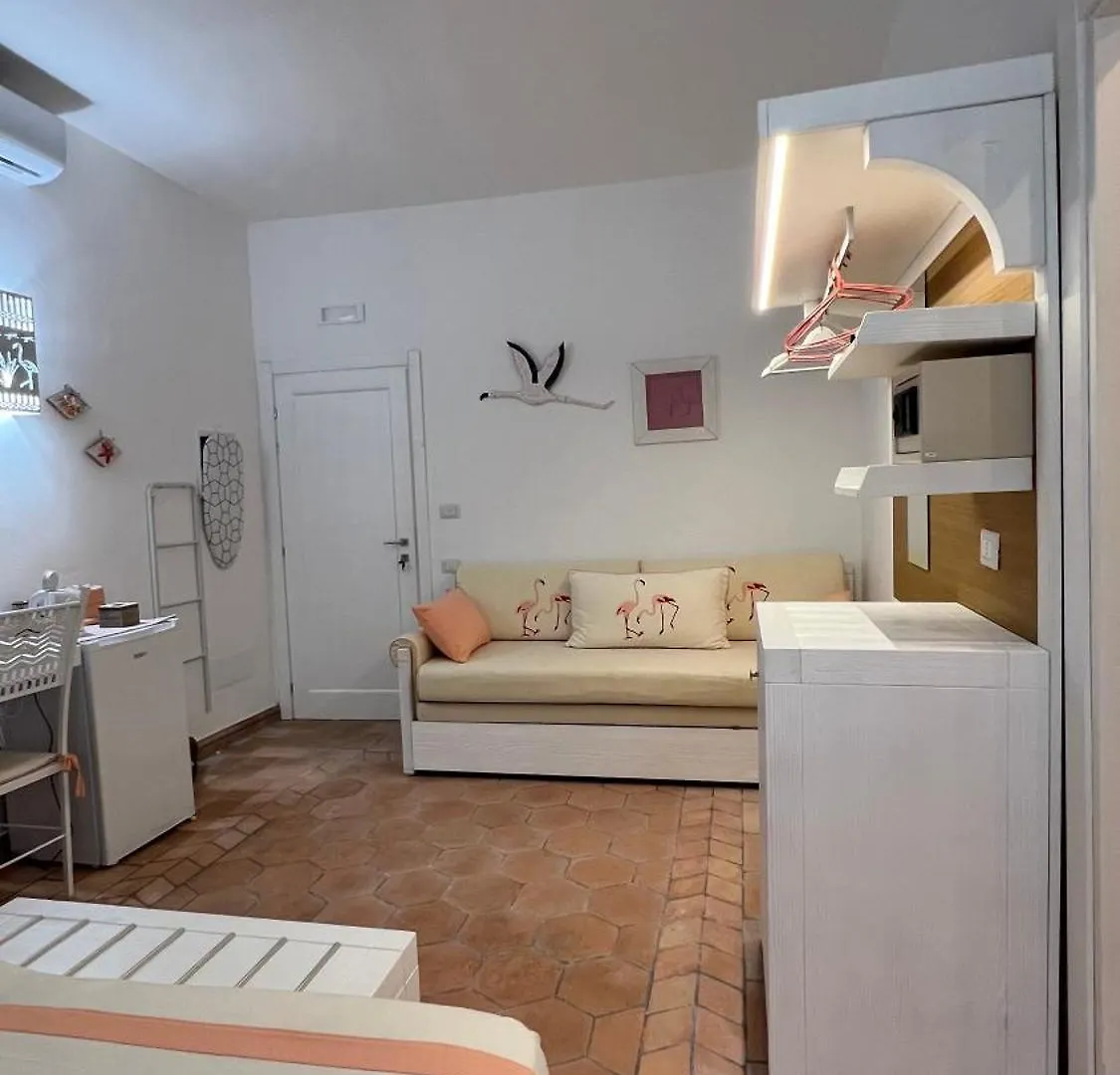 Guest house Rooms Appartaments Da Fede Capo Testa