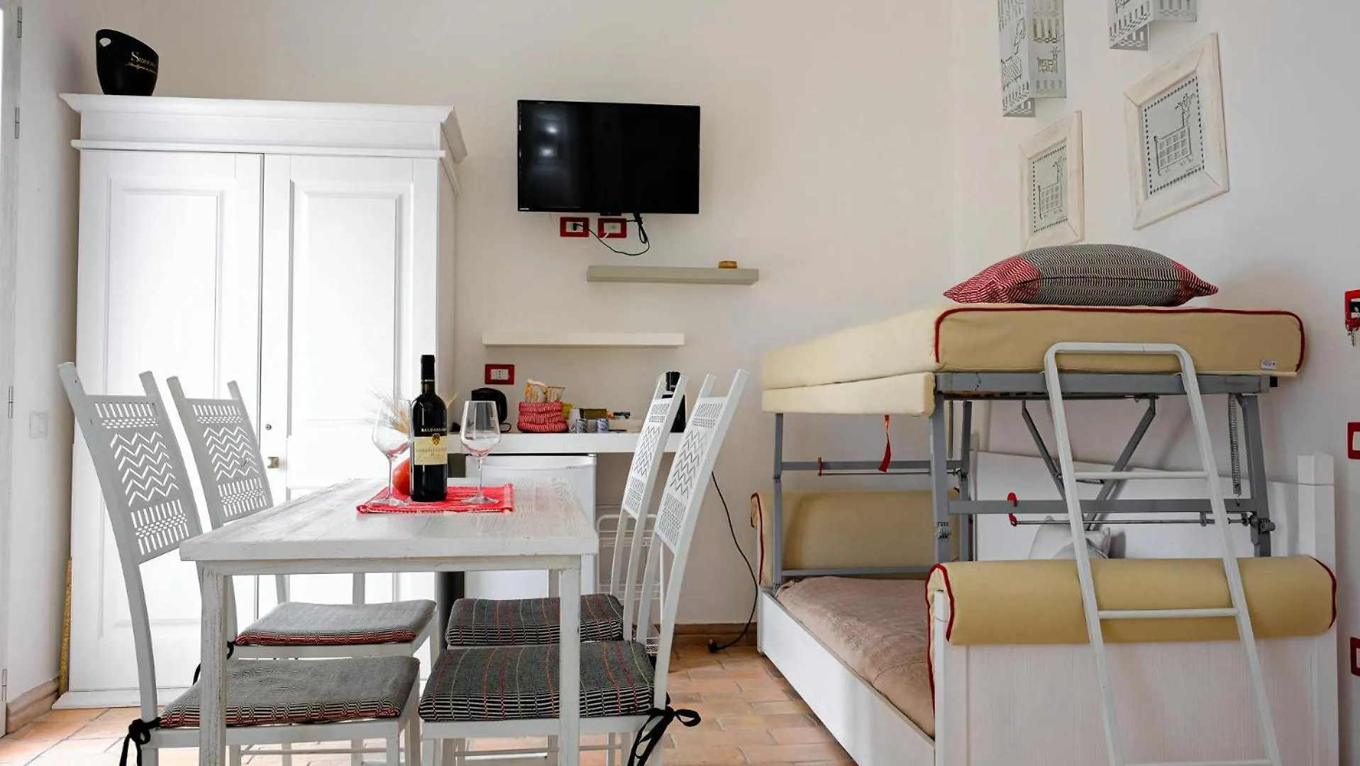 Rooms Apartaments Santa Teresa Capo Testa Italy